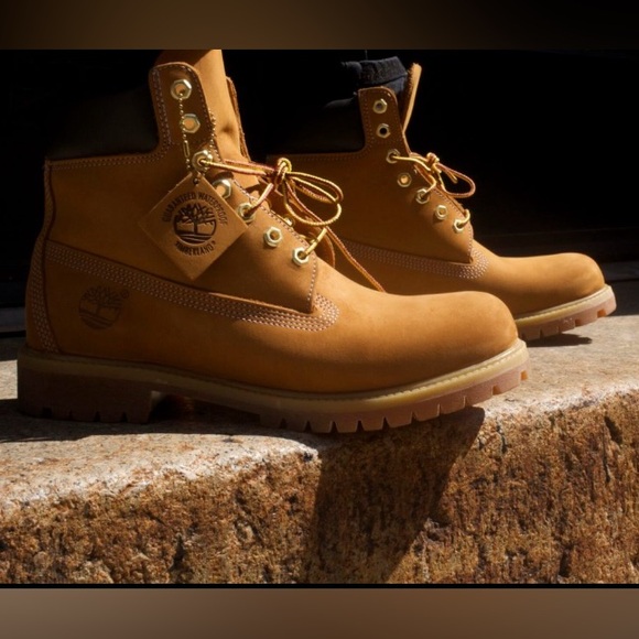 Timberland 6-Inch Premium Waterproof Boots Wheat NubuckWomen’s 7 Iconic Boot